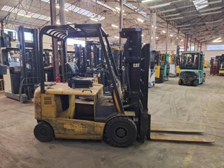 4-Rad Gabelstapler Caterpillar EP25K-PAC