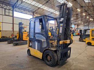 4-Rad Gabelstapler Caterpillar EP30K
