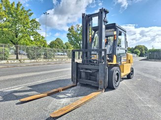 4-Rad Gabelstapler Caterpillar GP50K - 1