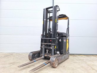 Schubmaststapler Caterpillar NR16N2