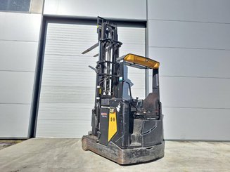 Schubmaststapler Caterpillar NR16N2