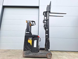Schubmaststapler Caterpillar NR16N2