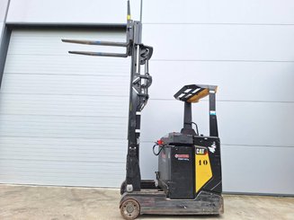 Schubmaststapler Caterpillar NR16N2