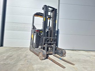 Schubmaststapler Caterpillar NR16N2