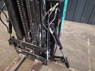 Hochhubwagen Fahrerstand Caterpillar NSR16N
