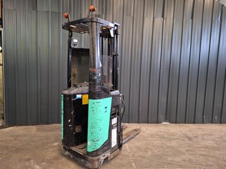 Hochhubwagen Fahrerstand Caterpillar NSR16N