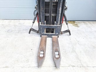 Hochhubwagen Fahrerstand Caterpillar NSR20N