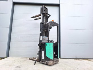 Hochhubwagen Fahrerstand Caterpillar NSR20N