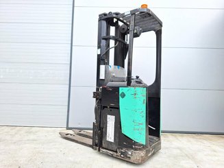 Hochhubwagen Fahrerstand Caterpillar NSR20N