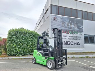4-Rad Gabelstapler Hangcha XC35i
