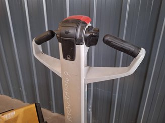 Niederhubwagen mit Deichsel Caterpillar NPP20N2E