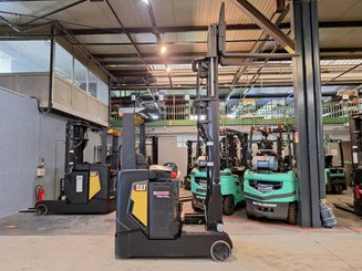 Schubmaststapler Caterpillar NR16N2