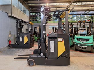 Schubmaststapler Caterpillar NR16N2