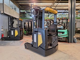Schubmaststapler Caterpillar NR16N2