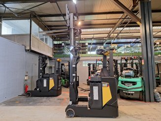 Schubmaststapler Caterpillar NR16N2