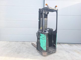 Hochhubwagen Fahrerstand Caterpillar NSR16N