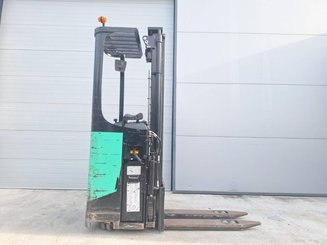 Hochhubwagen Fahrerstand Caterpillar NSR16N