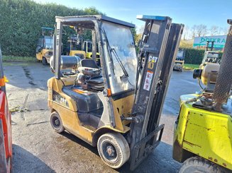 4-Rad Gabelstapler Caterpillar GP18N2