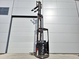 Hochhubwagen Fahrerstand Caterpillar NSR16NI