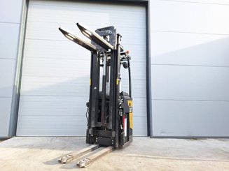 Hochhubwagen Fahrerstand Caterpillar NSR20N