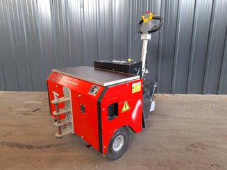 Schlepper STI PTA2A