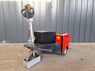 Schlepper STI PTA2A