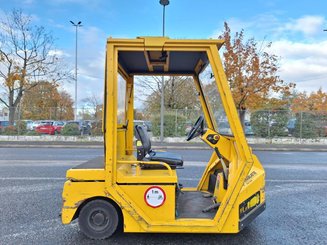 Schlepper Charlatte TE206
