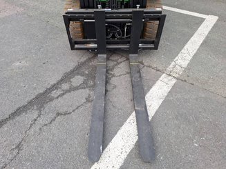 4-Rad Gabelstapler Hangcha XC18i
