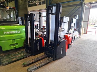 Gabelhochhubwagen mit klappbarer Plattform Hangcha CDD12-AC2S-L