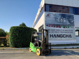 4-Rad Gabelstapler Hangcha XC25i