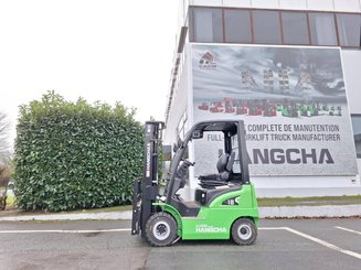 4-Rad Gabelstapler Hangcha XC18i
