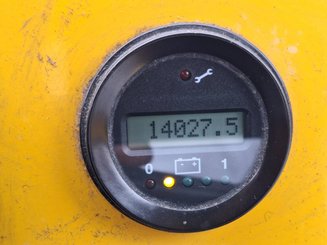 Schlepper Charlatte TE206