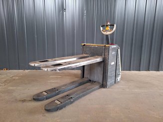 Niederhubwagen mit Deichsel Crown WP3080