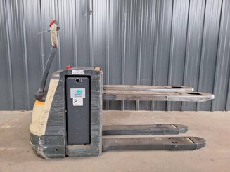 Niederhubwagen mit Deichsel Crown WP3080