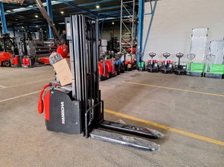 Gabelhochhubwagen mit klappbarer Plattform Hangcha  CDD16-AC2S-L 