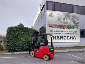4-Rad Gabelstapler Hangcha AE18
