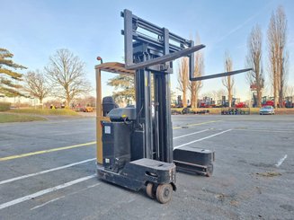 Mehrwege-Schubmaststapler Caterpillar NRM20K