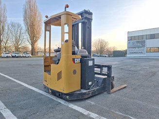 Mehrwege-Schubmaststapler Caterpillar NRM20K