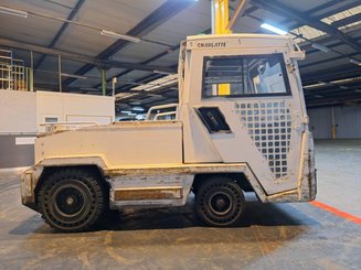 Schlepper Charlatte T135 - 3