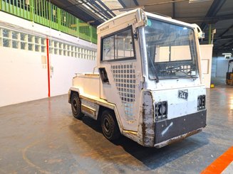 Schlepper Charlatte T135 - 1