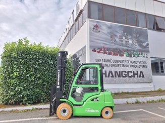 4-Rad Gabelstapler Hangcha XC30i