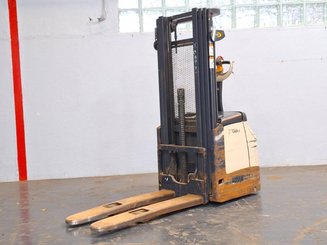 Hochhubwagen mit Deichsel Crown ES4000-1.2