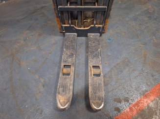 Hochhubwagen mit Deichsel Crown ES4000-1.2