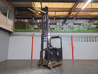 Schubmaststapler Caterpillar NR16N2