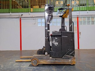 Schubmaststapler Caterpillar NR16N2