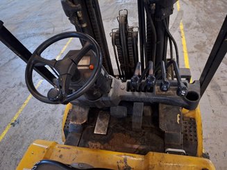 4-Rad Gabelstapler Caterpillar EP30K-PAC