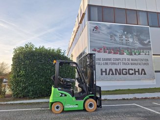 4-Rad Gabelstapler Hangcha XC18i