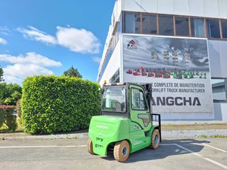 4-Rad Gabelstapler Hangcha XC50i-600