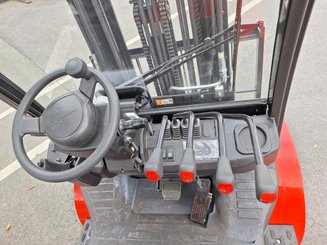 4-Rad Gabelstapler Hangcha AE25