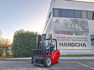 4-Rad Gabelstapler Hangcha AE30